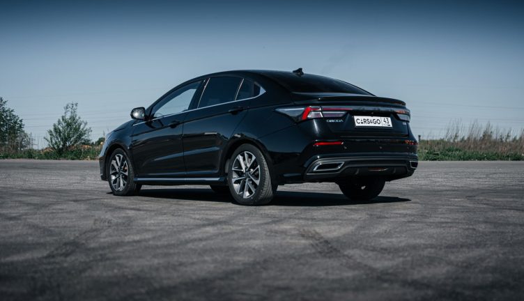 Omoda S5