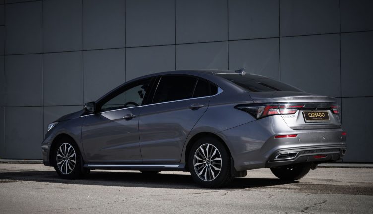 Omoda S5