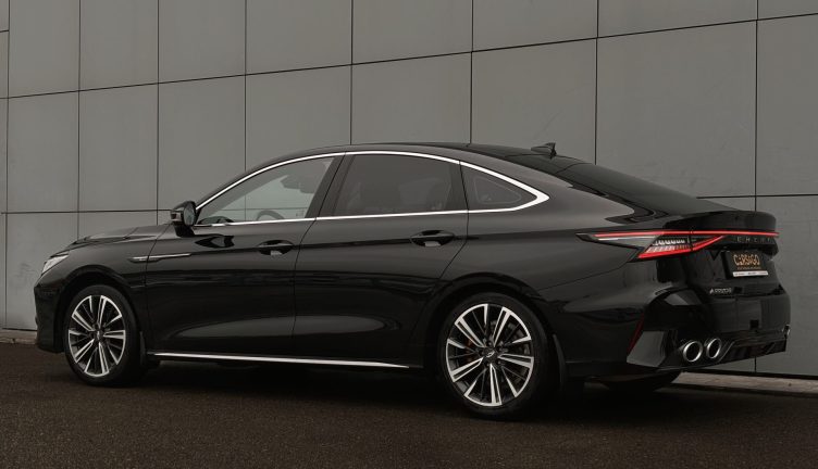 Chery Arrizo 8