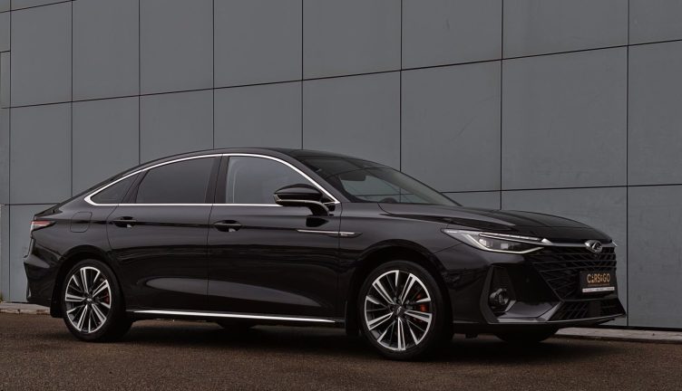 Chery Arrizo 8