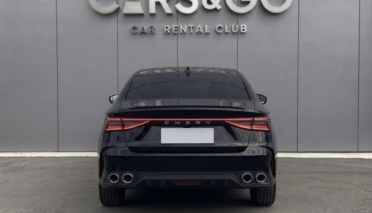 Chery Arrizo 8
